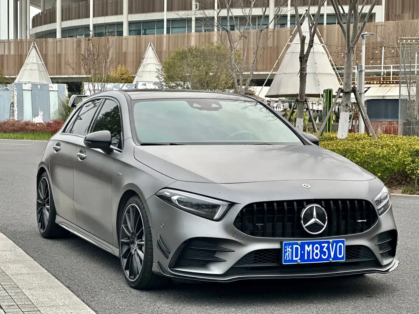Mercedes-Benz A-Class AMG 2020 AMG A 35 L 4MATIC фото 3