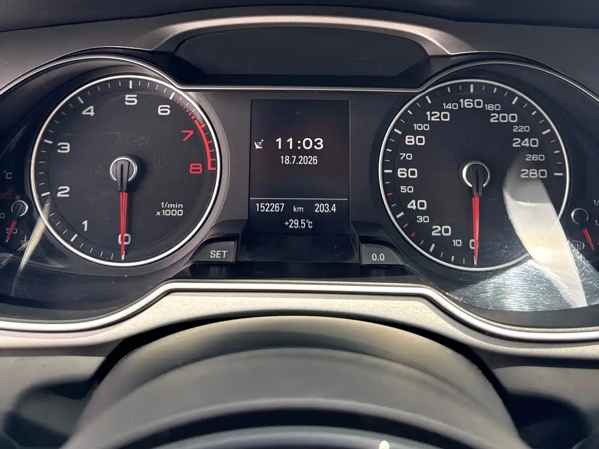 Audi A4 (Import) 2016 2014 40 TFSI allroad quattro plus