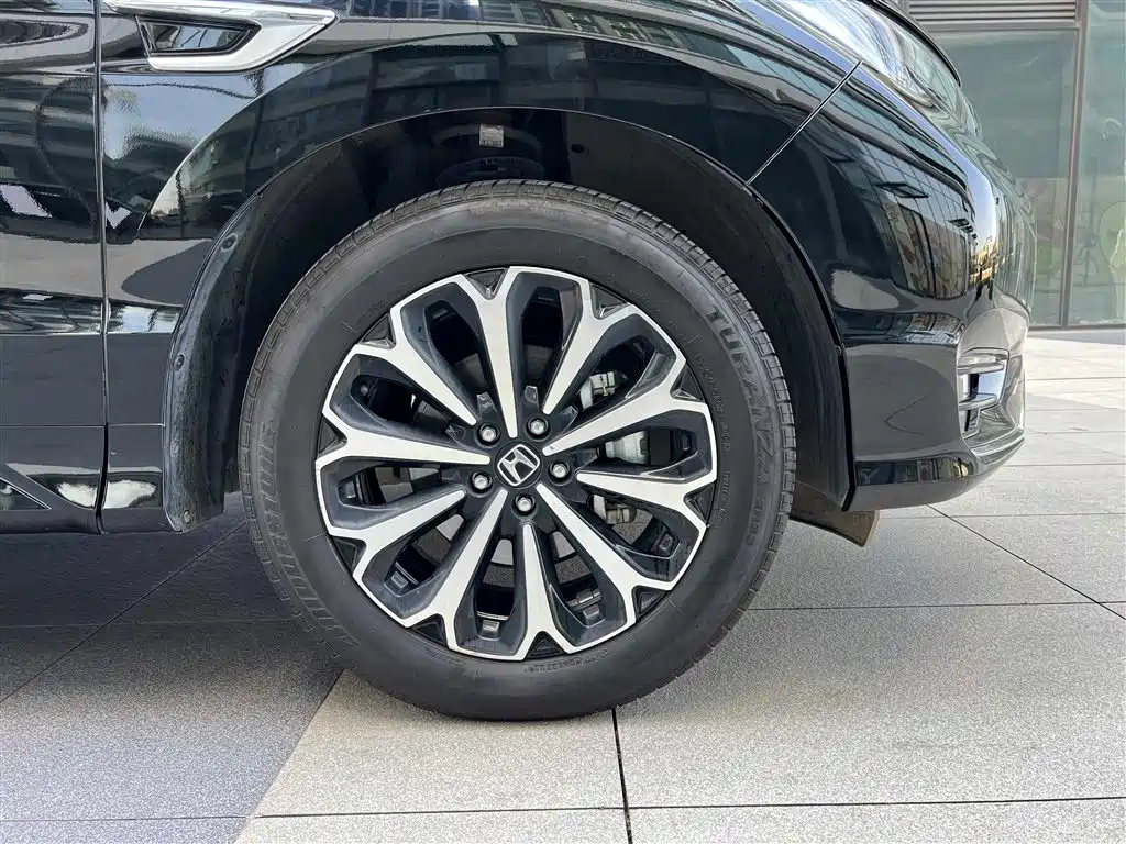 HONDA UR-V