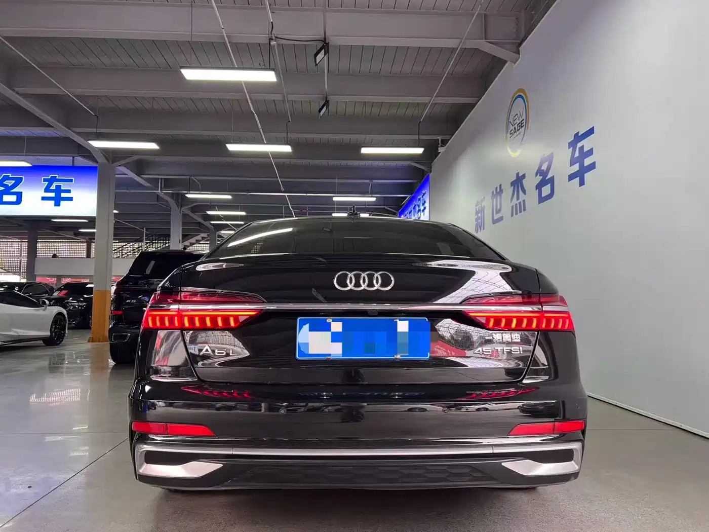Audi A6L 2024 45 TFSI Premium Dynamic фото 3