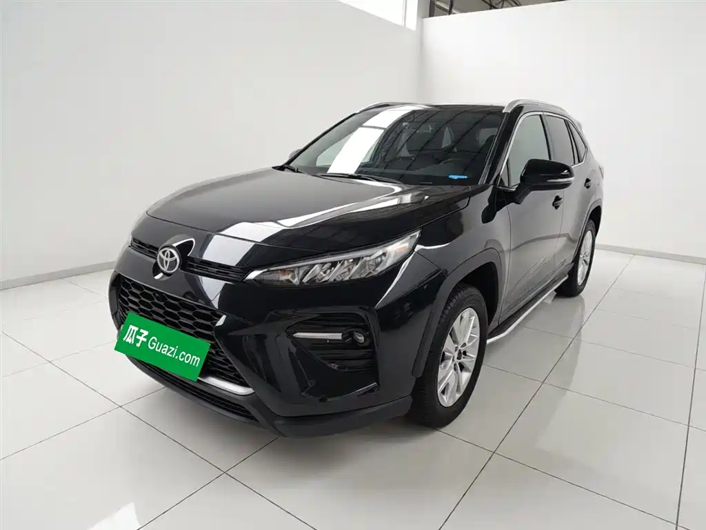 Toyota Wildlander 2022 2.0L CVT FWD Luxury PLUS Edition фото 2