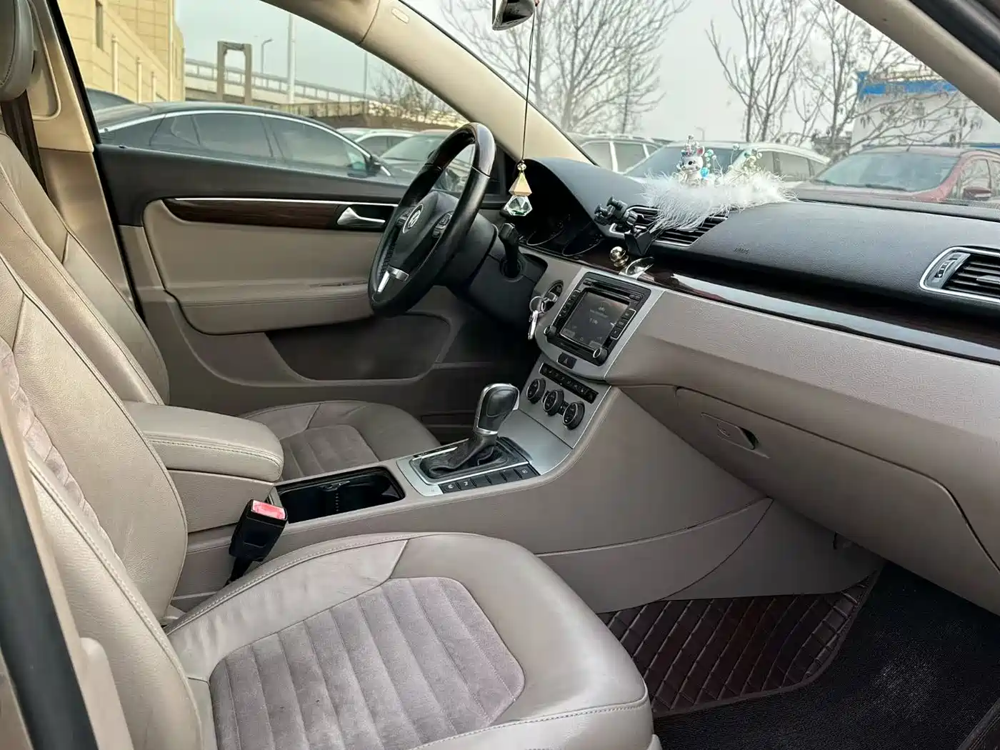 Volkswagen Magotan 2015 1.8TSI Luxury фото 8