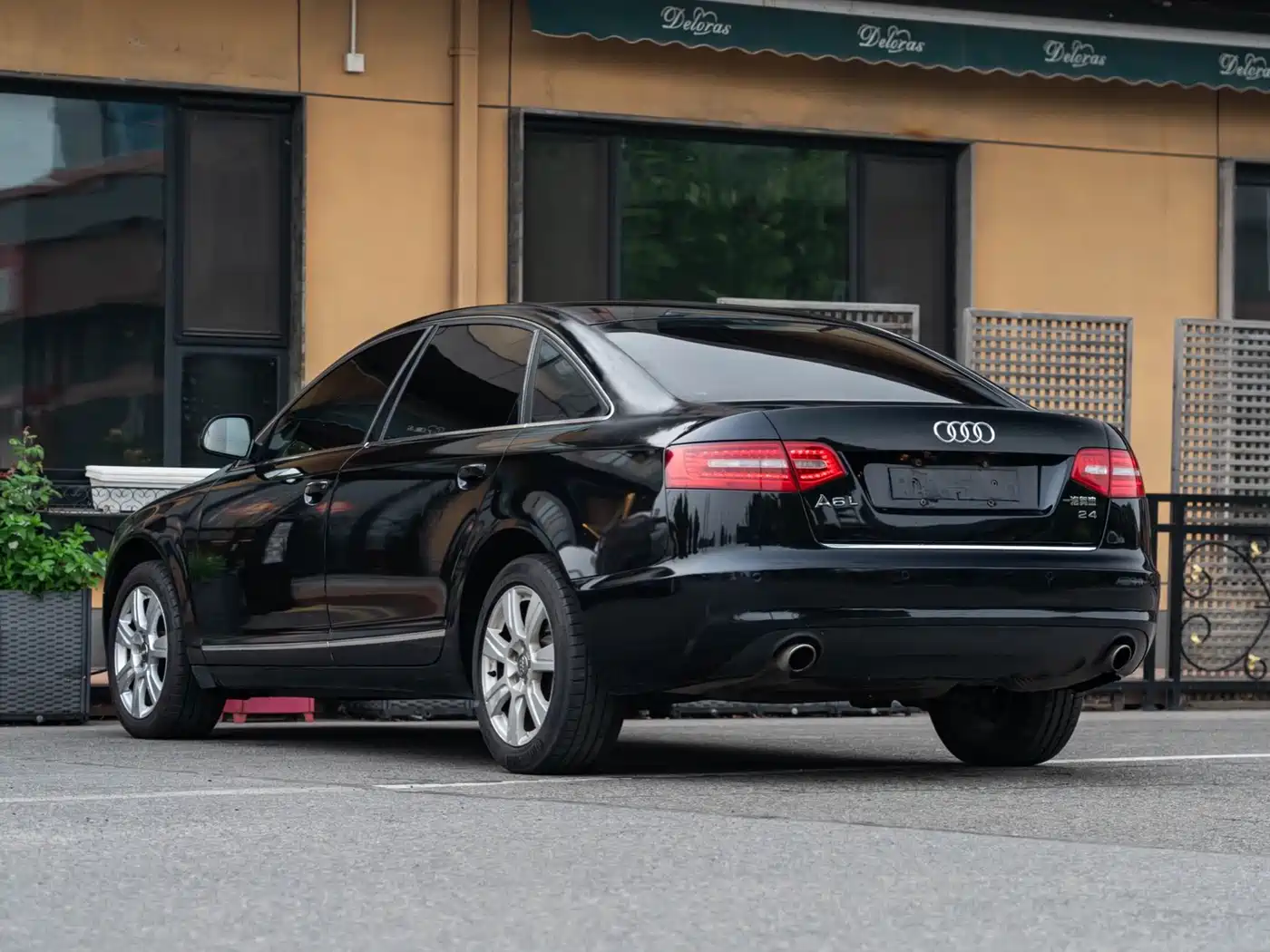 Audi A6L 2010 2.4L Luxury фото 6