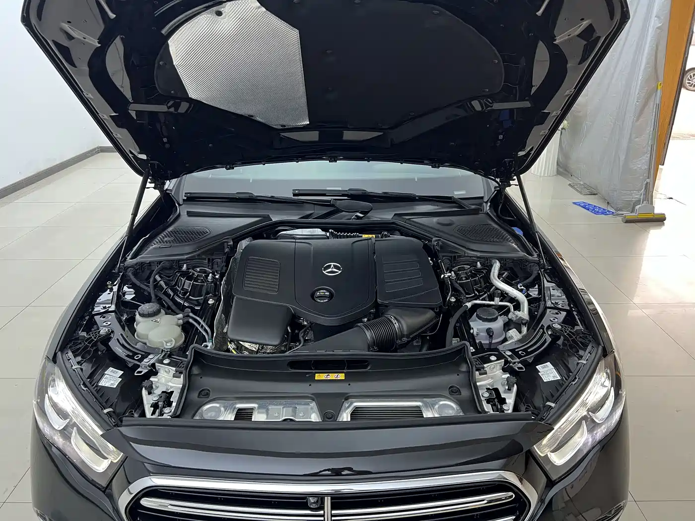 Mercedes-Benz E-Class 2025 E 300 L Fashion фото 13