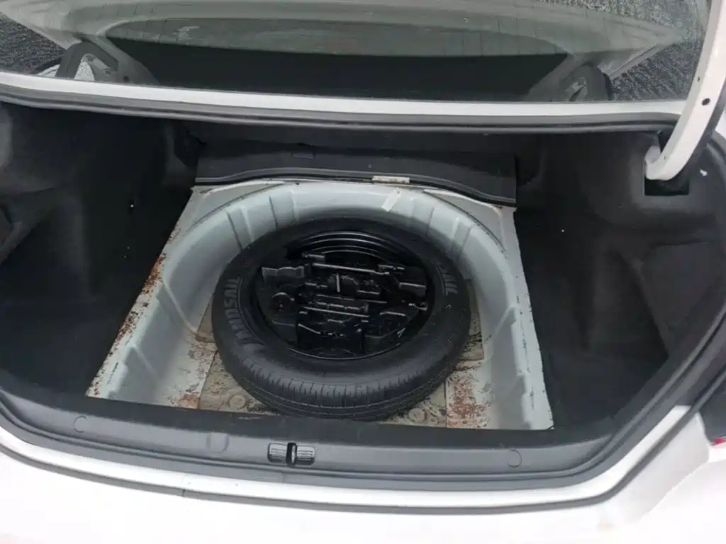 Qoros 3 2018 2018 Sedan 1.6L Auto Leading
