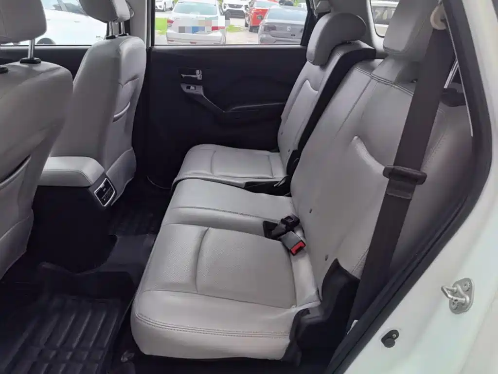BAIC Huansu S3 2018 2017 1.5L Manual Luxury