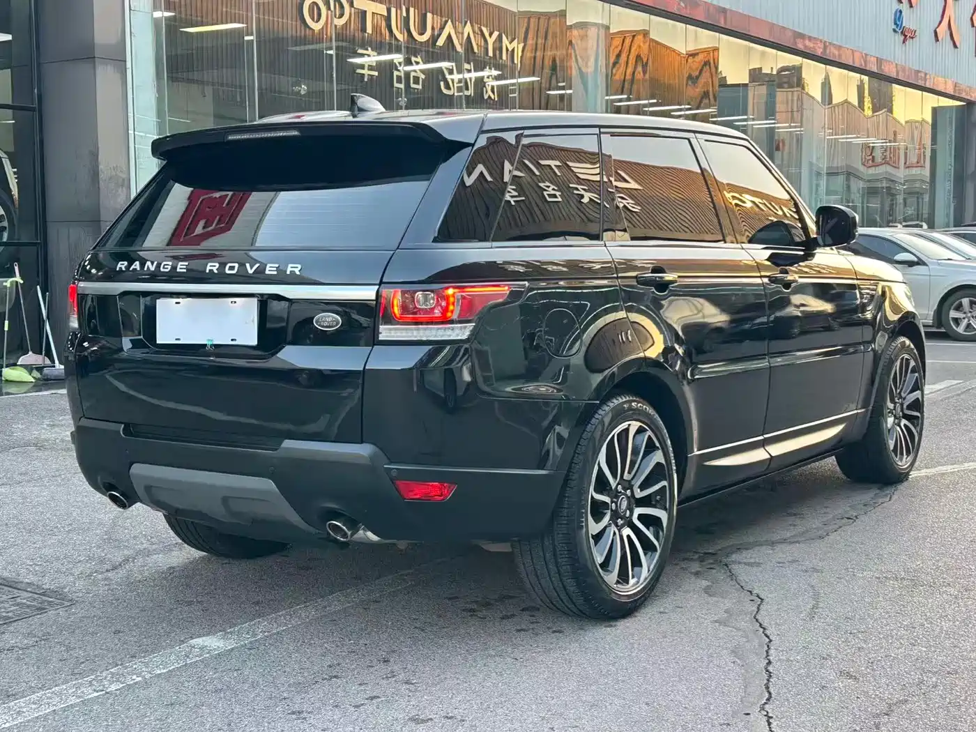 Land Rover Range Rover Sport 2016 3.0 SDV6 HSE фото 7