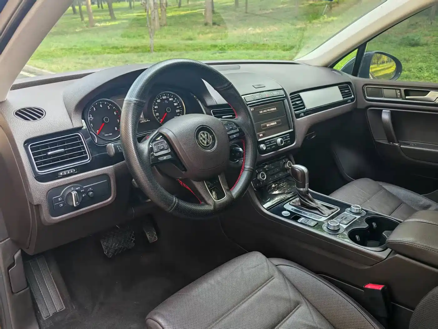 Volkswagen Touareg 2018 2017 3.0TSI Explorer Edition