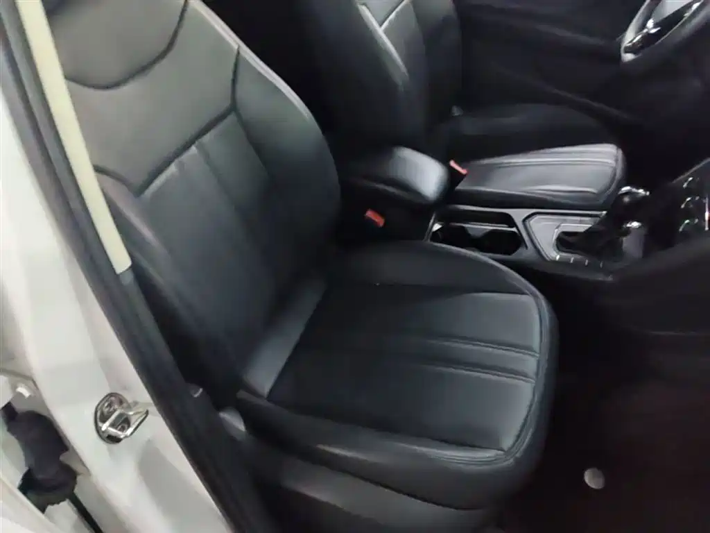 Volkswagen Tharu 2021 Model 280TSI 2WD Trend Edition фото 20