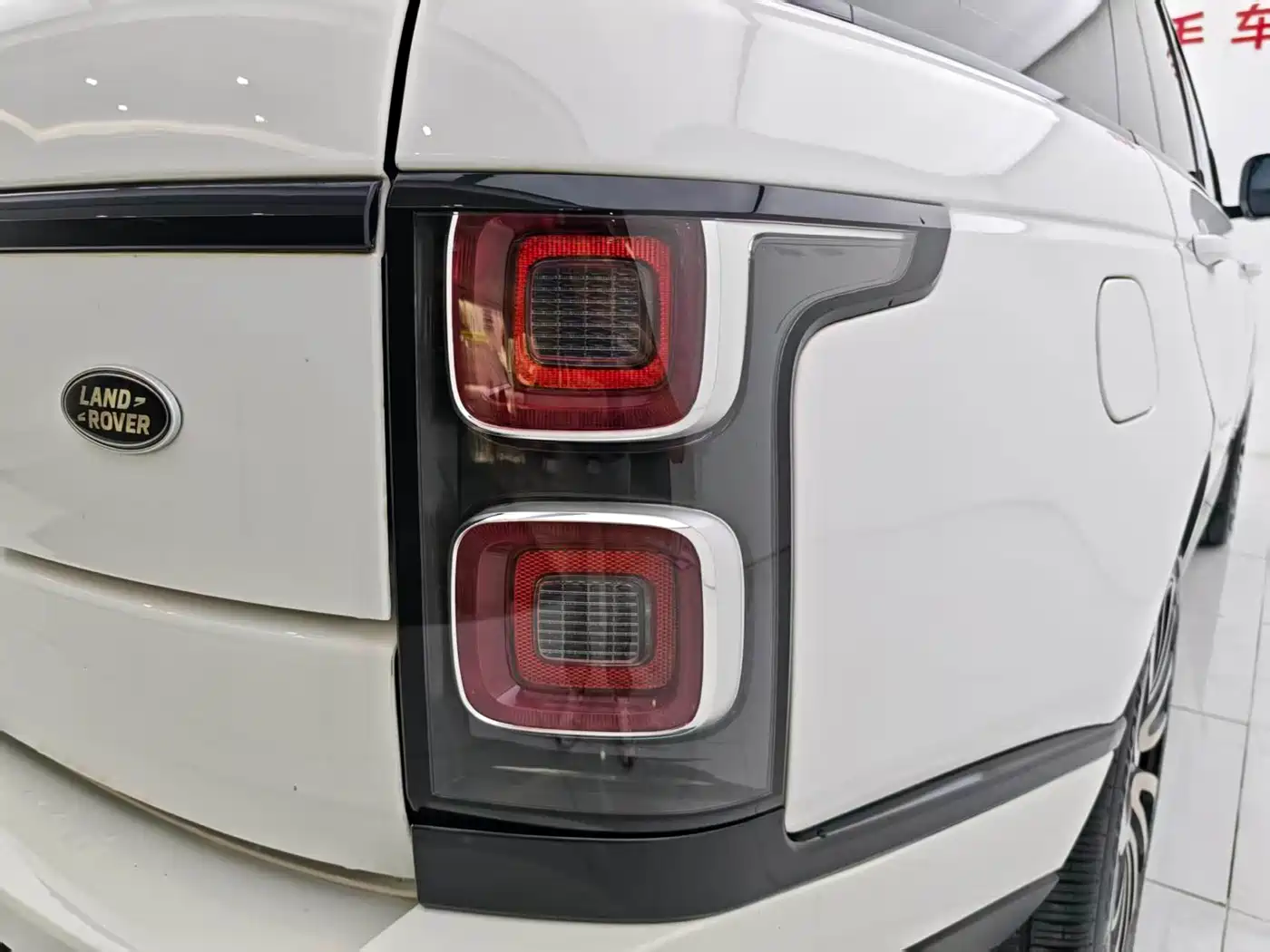 Фото 24 - Land Rover Range Rover