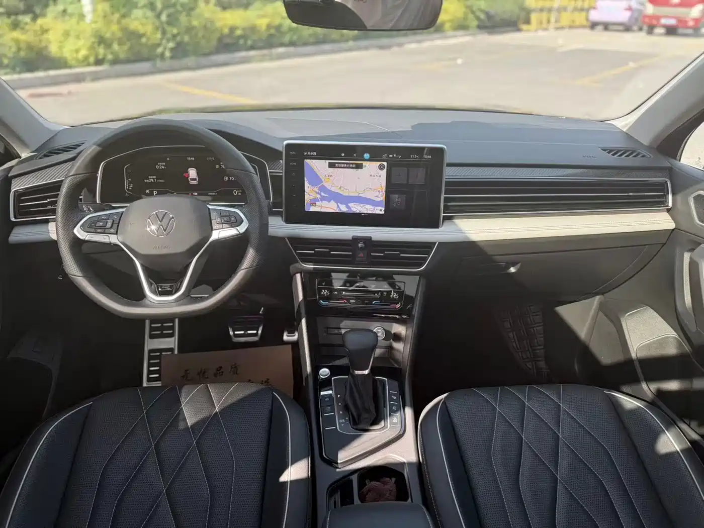 Volkswagen Tiguan L 2023 330TSI Auto 2WD R-Line Premium Edition фото 6