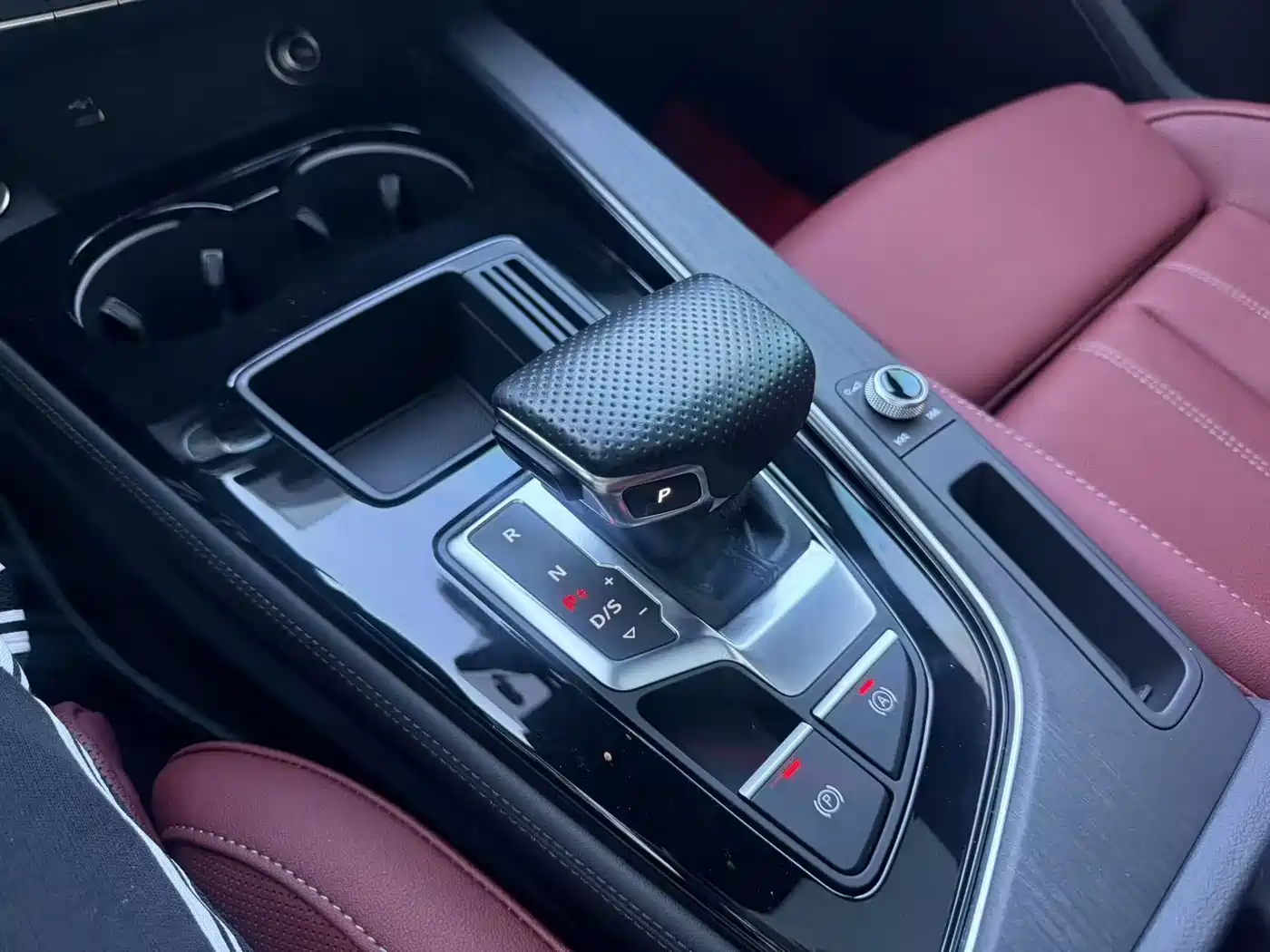 Audi A4L 2024 40 TFSI Luxury Dynamic фото 15
