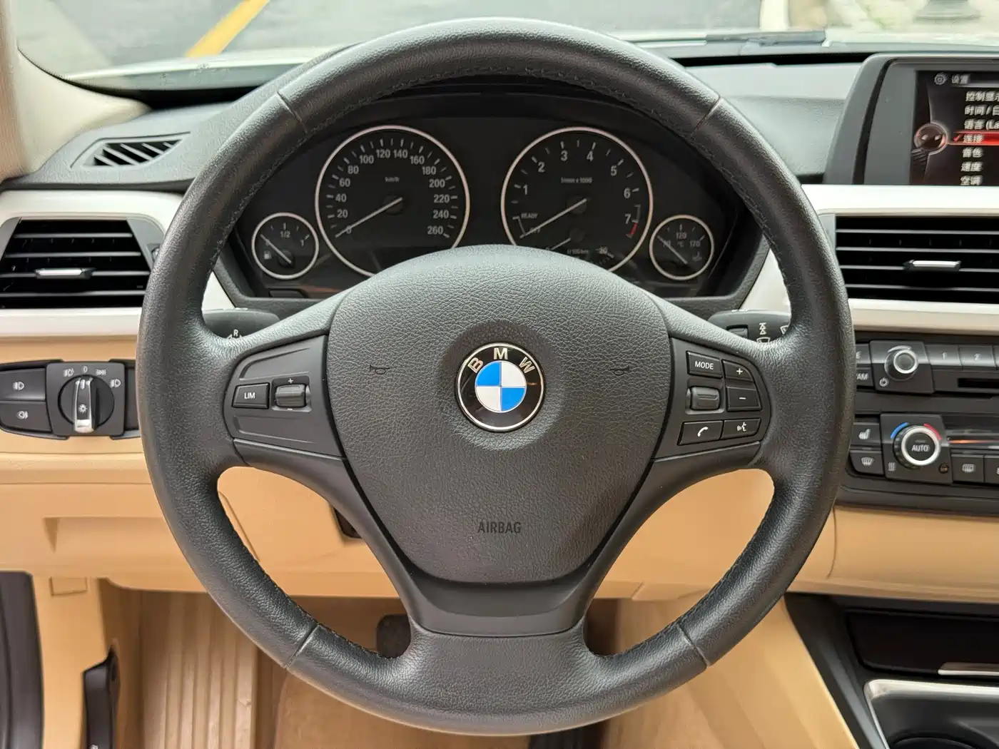 BMW 3 Series 2015 320i Fashion фото 16