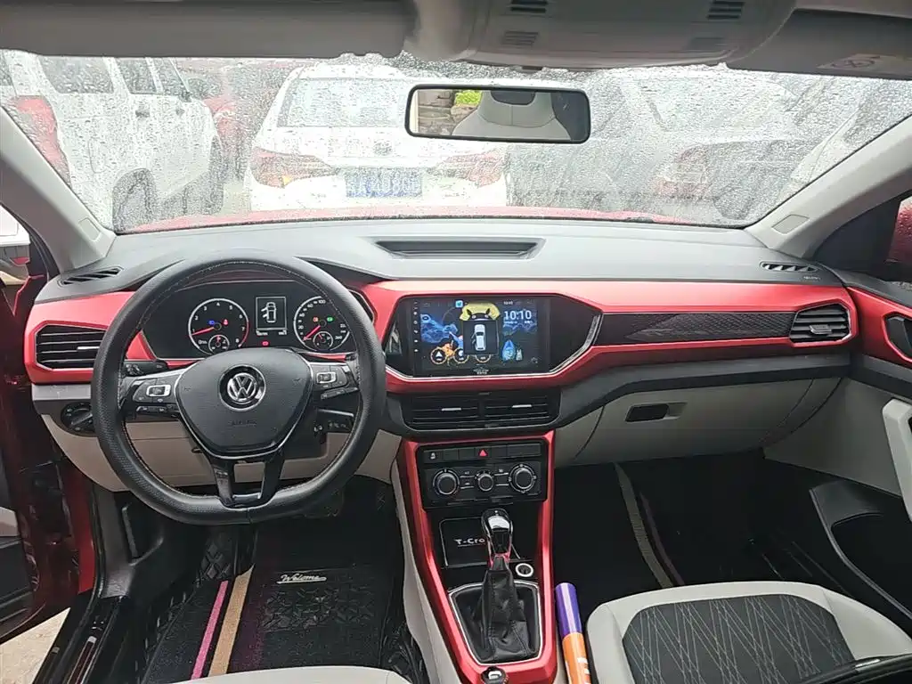 Volkswagen T-Cross 2019 1.5L Automatic Comfort Edition фото 9
