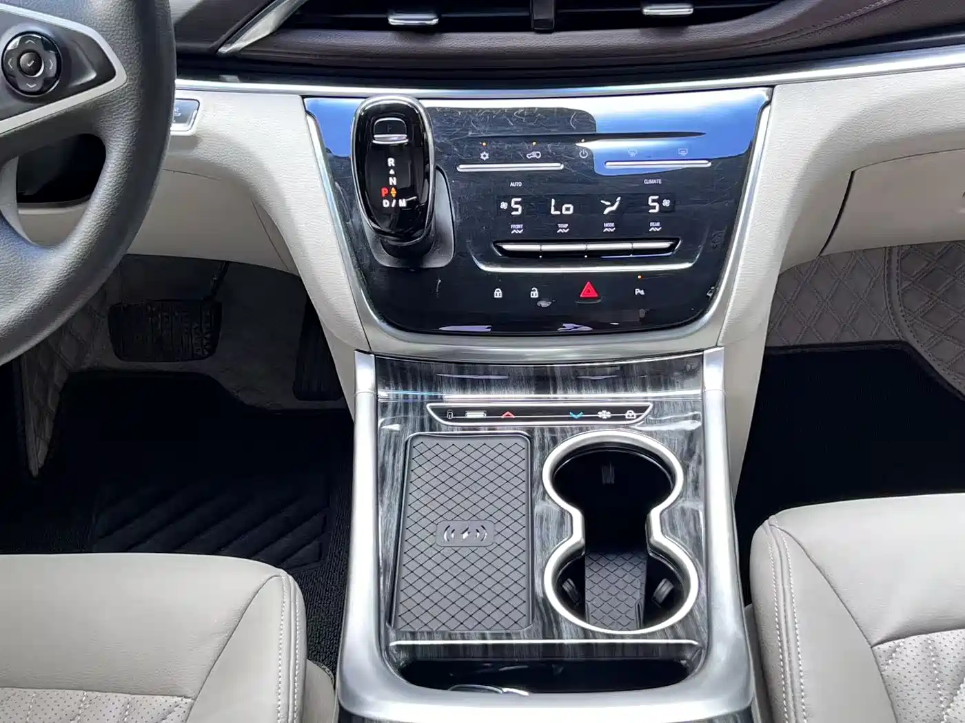 Buick GL8 2022 Land Business Class 652T Luxury фото 14