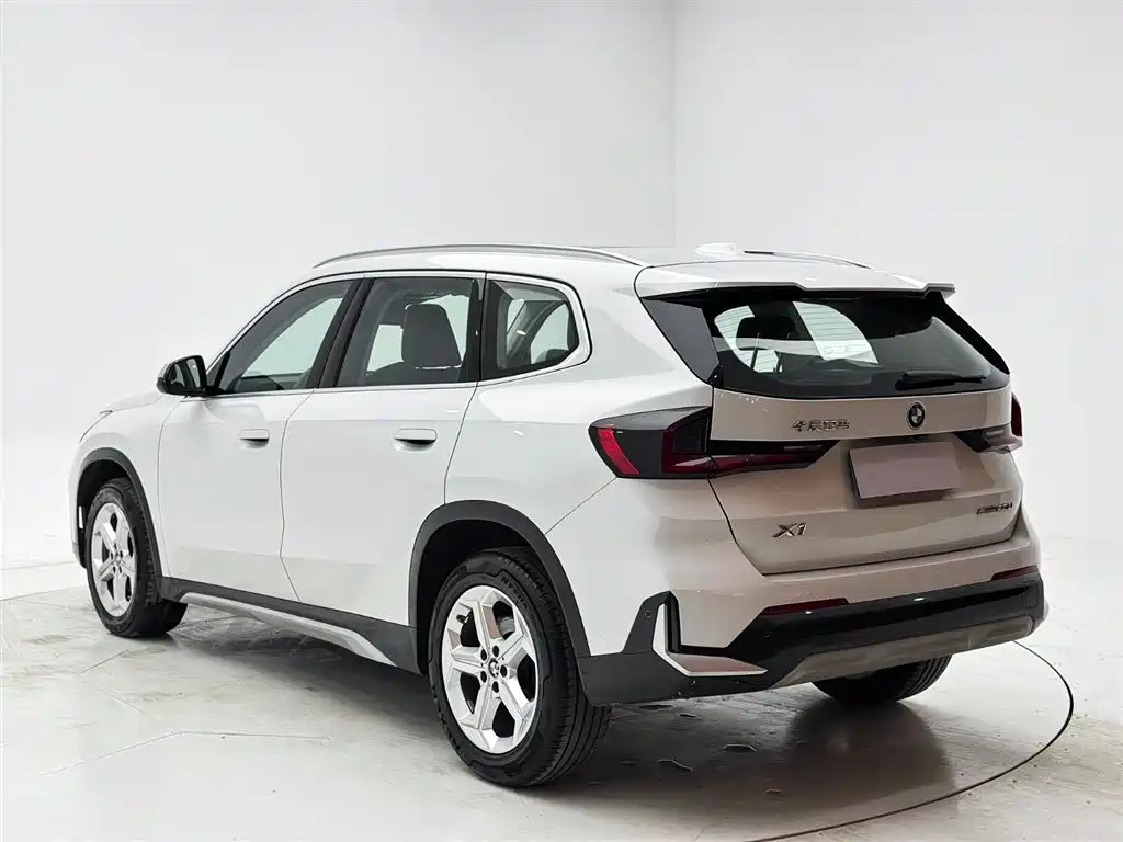 BMW X1 2023 sDrive20Li X Design Package фото 4