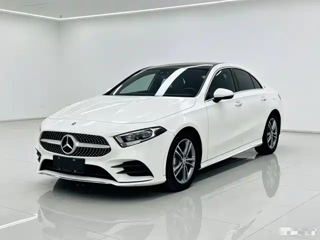 Mercedes-Benz A Рестайлинг, A 180 L, спортивный седан