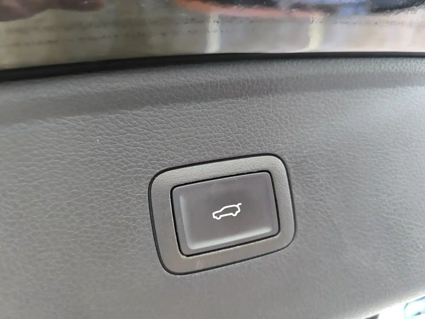 Hongqi HS7 PHEV 2024 2.0T PHEV 4WD Flagship Edition 6-seater фото 18