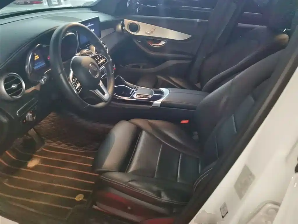 Mercedes-Benz GLC 2020 GLC 260 L 4MATIC Dynamic фото 15