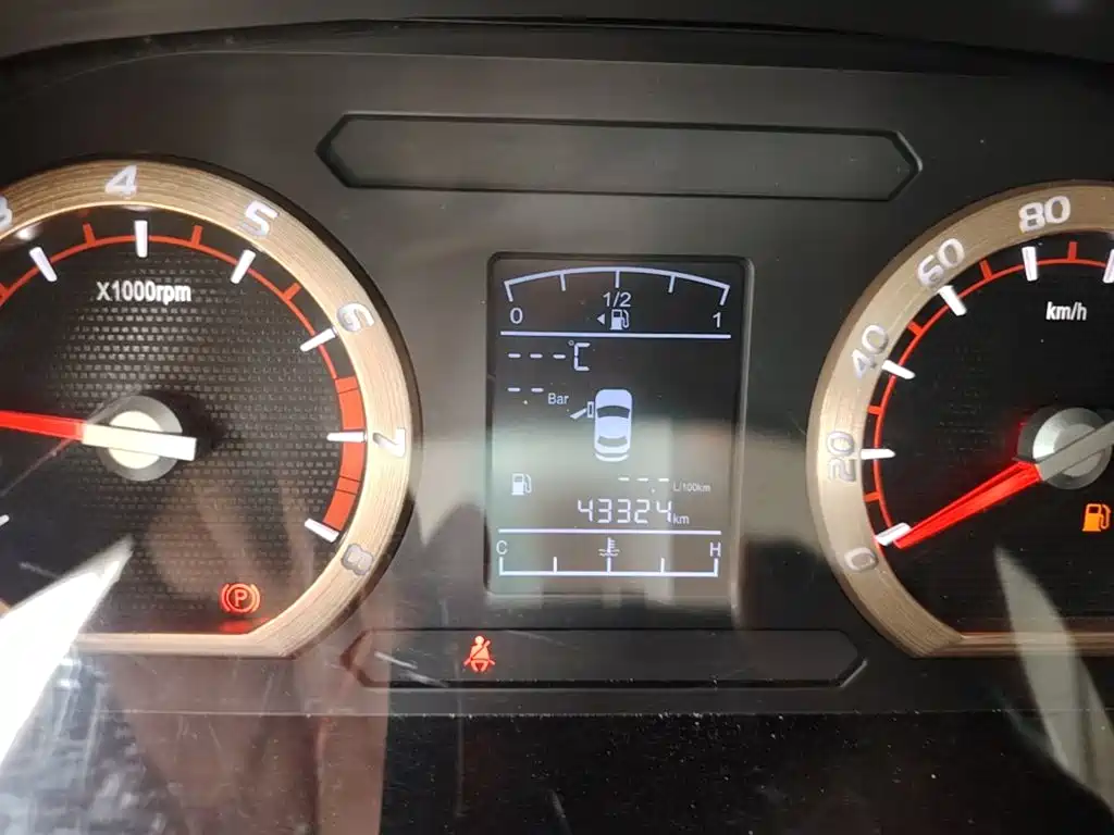  Dongfeng Fengxing Lingzhi 2019 M5L 1.6L 7-seat Base Model China VI 12