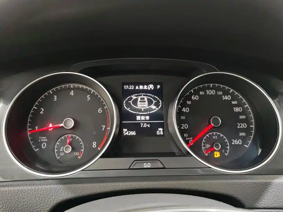 Volkswagen Golf 2020 Beloved Edition 280TSI DSG Comfort фото 14