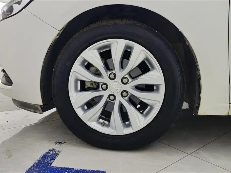 Buick Excelle 2021 Facelift Exemplar 1.5L Auto Elite фото 6