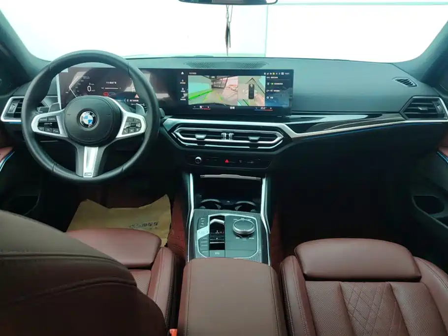 BMW 3 Series 2023 325i M Sport Black Night Package фото 12