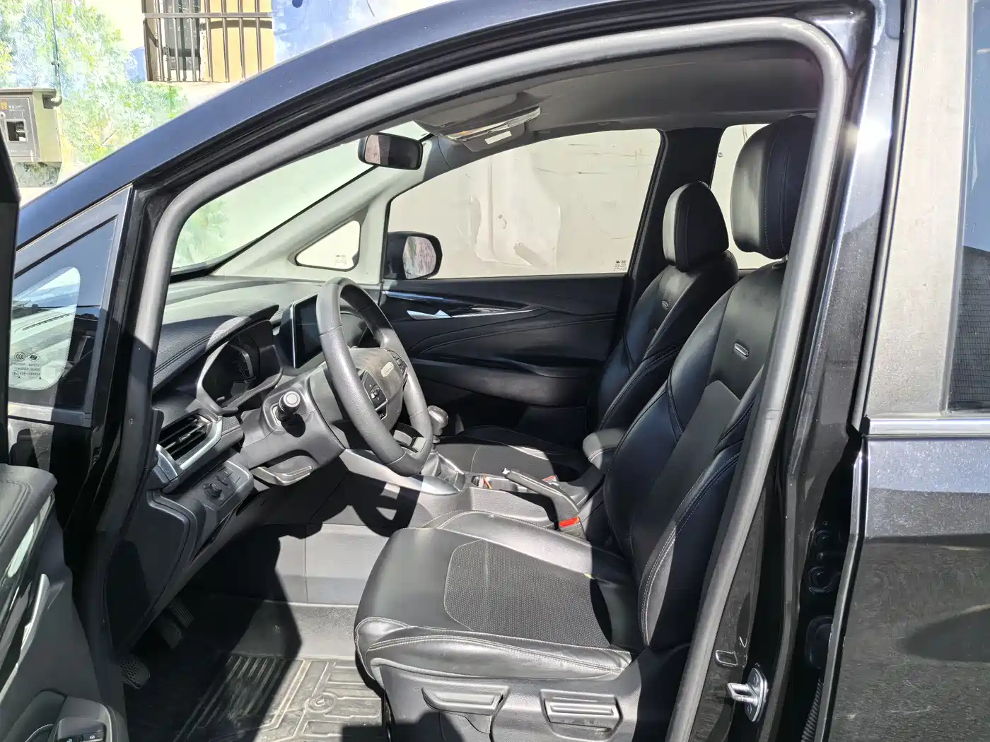 SAIC Maxus Maxus G50 2021 1.5T Manual Easy Tour B фото 13
