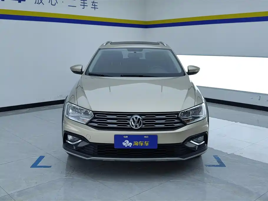 Volkswagen C-TREK 2017 230TSI DSG Comfort фото 2
