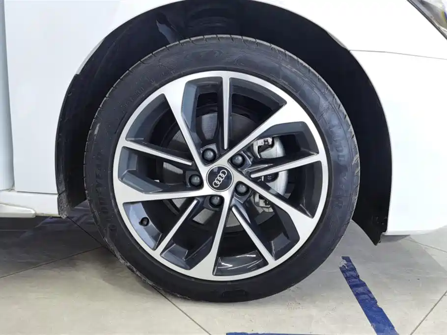 Audi A3 2024 Model Sportback 35 TFSI Progressive Sport фото 6