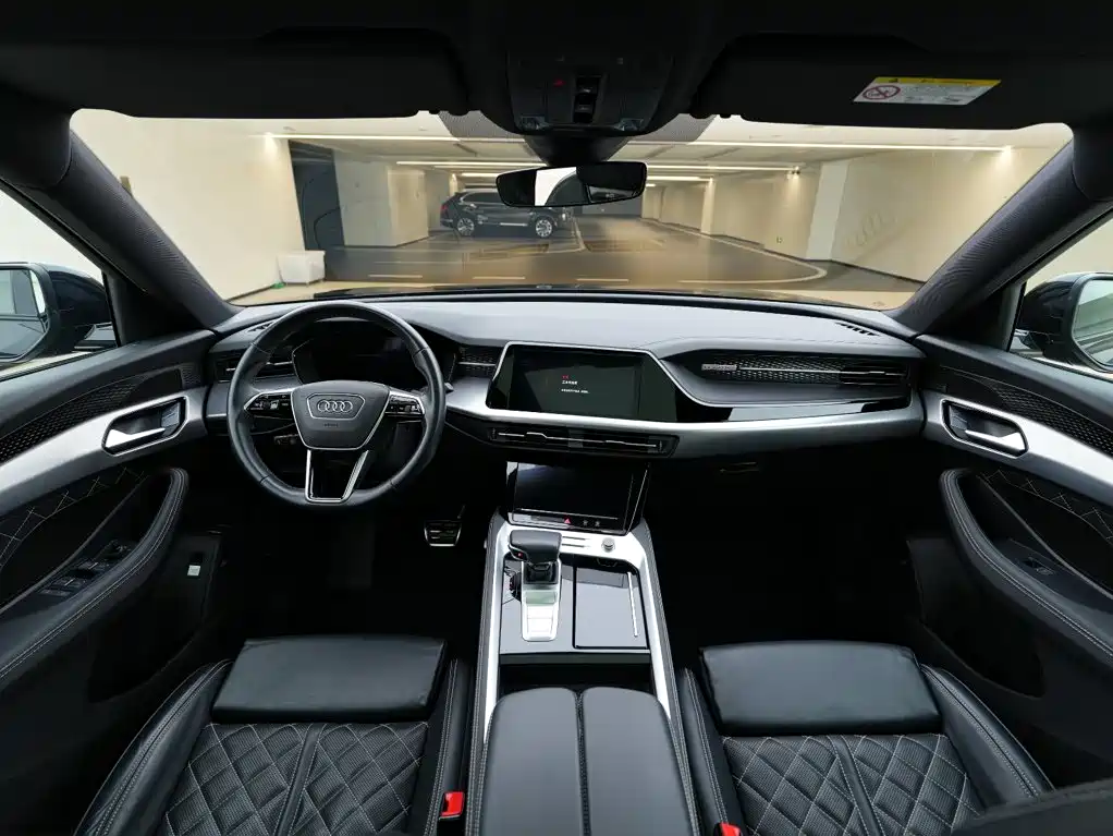 Audi Q6 2023 2024 45 TFSI quattro Qi Yun Flying Rider Package 6-seater