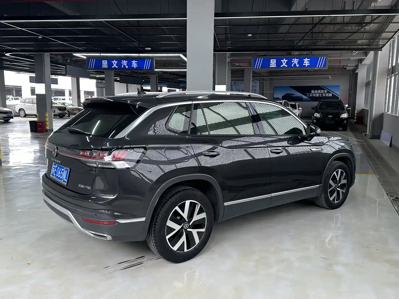 Volkswagen Tayron 2023 330TSI 2WD Luxury Plus Advanced Edition фото 7