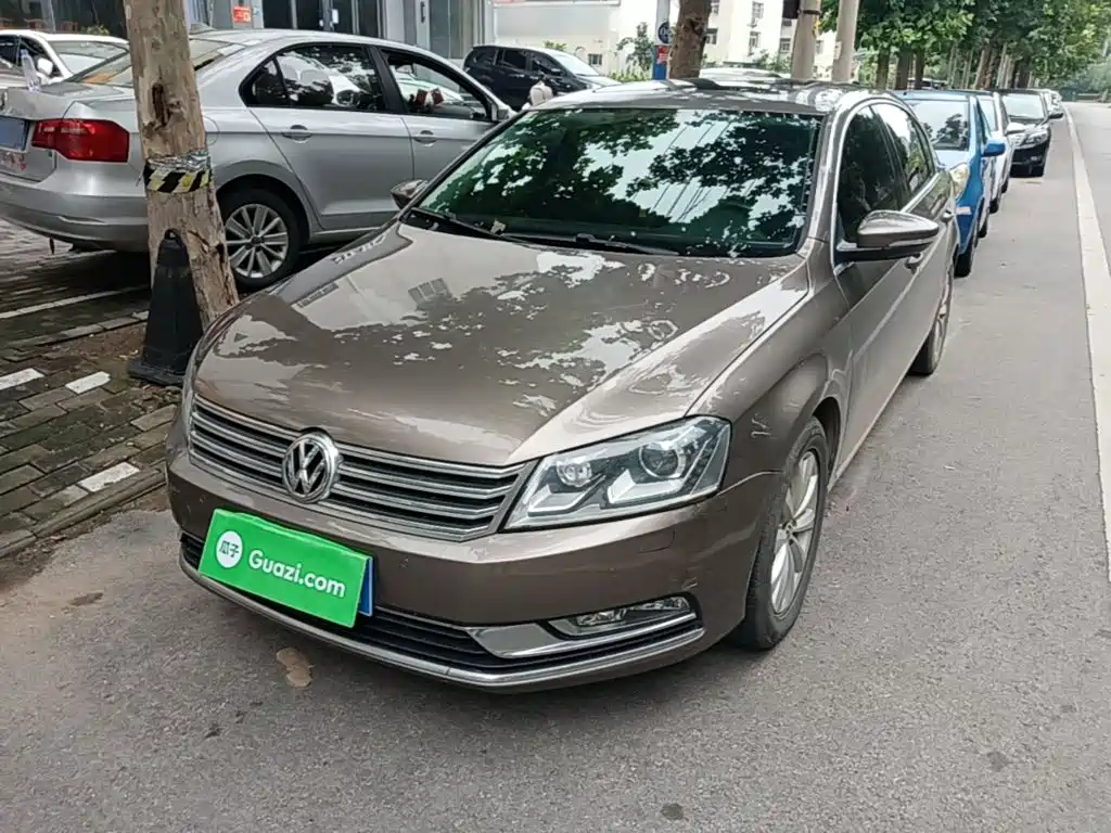 صورة 1 - Volkswagen Magotan