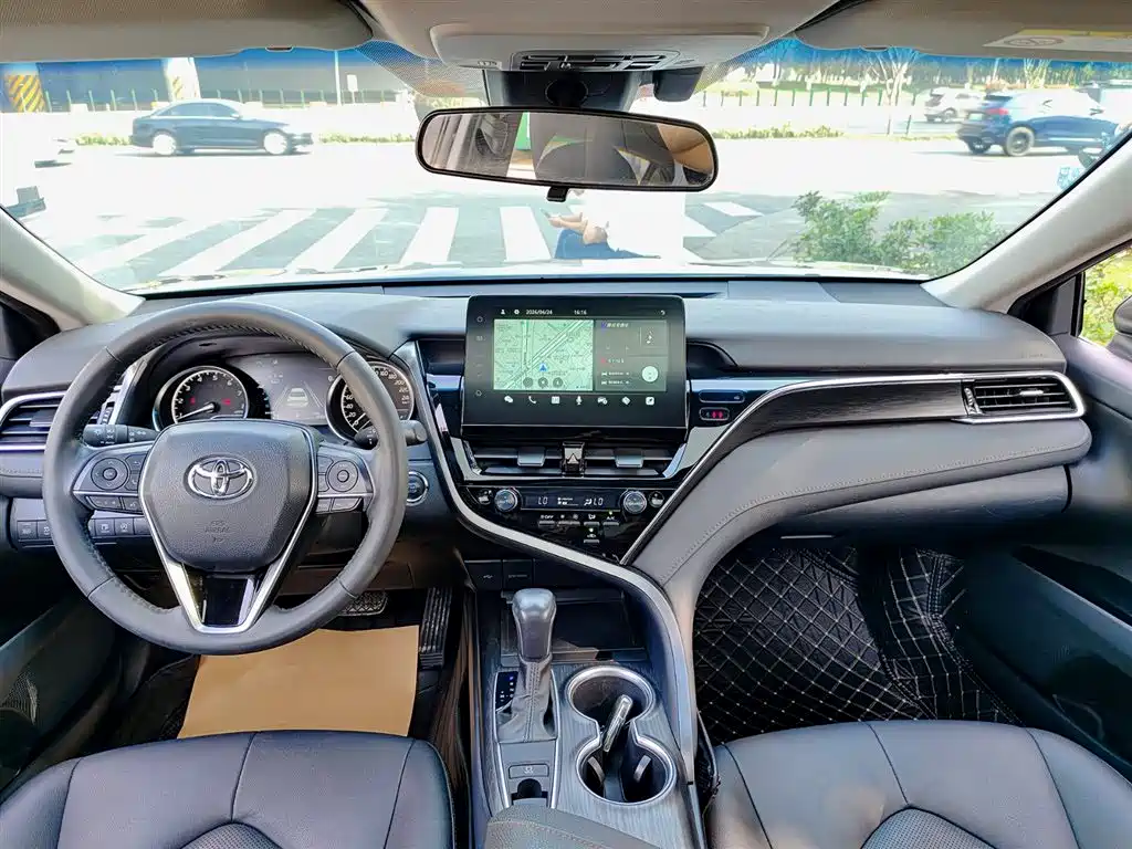 Toyota Camry 2021 2.0G Luxury Edition фото 10