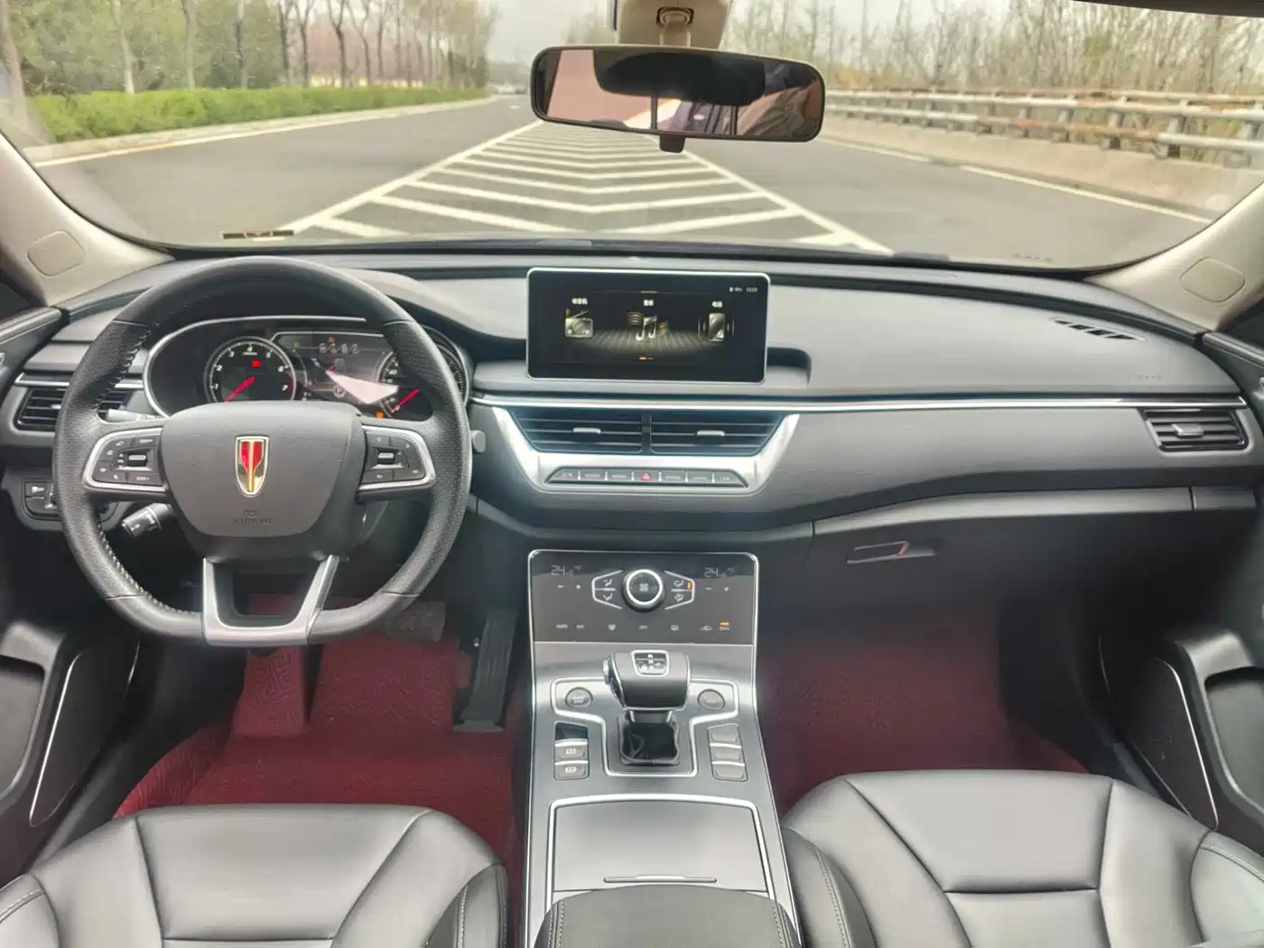 Hongqi H5 2022 Classic Facelift 1.5T DCT Flag Rhythm Edition фото 6