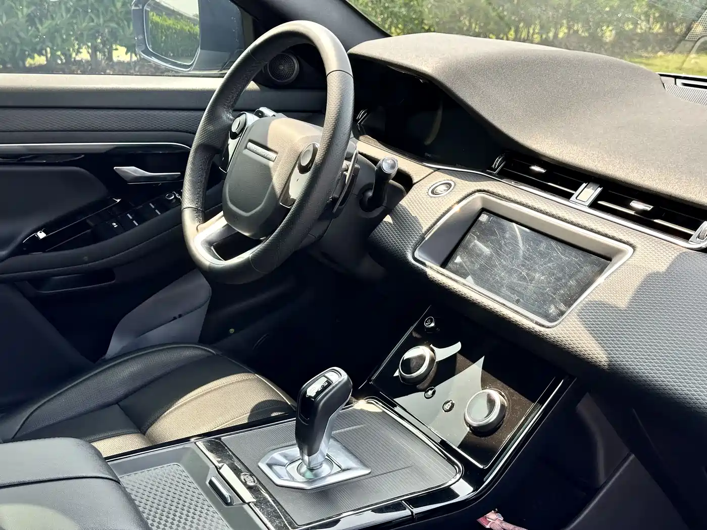 Land Rover Range Rover Evoque 2020 Model 249PS R-DYNAMIC S Gloss Black Sport Edition фото 14