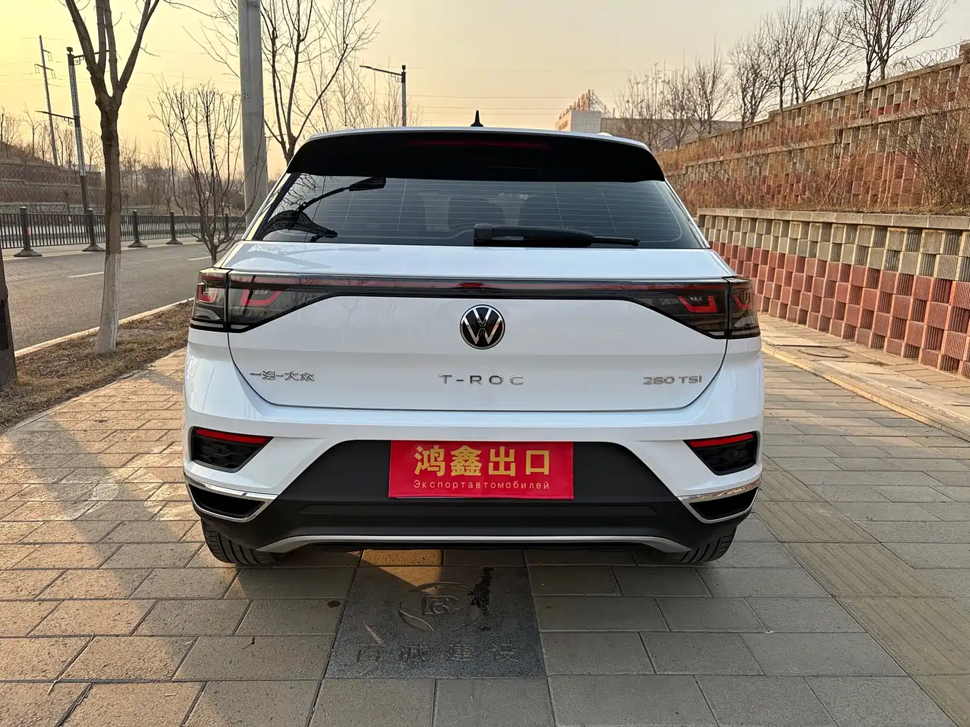 Volkswagen T-ROC 2023 280TSI DSG 2WD Time Edition фото 7