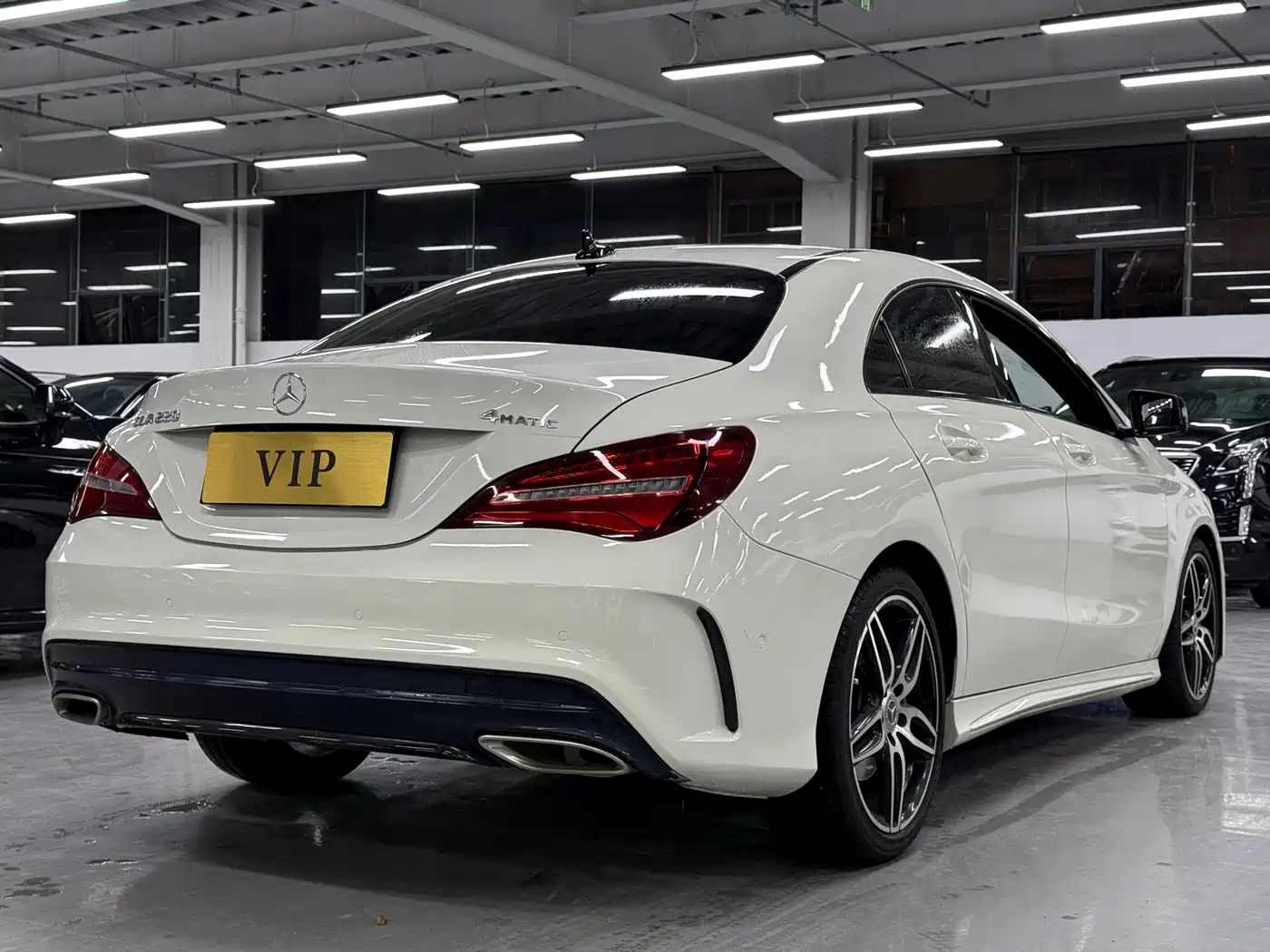 Mercedes-Benz CLA (Import) 2017 CLA 220 4MATIC фото 4