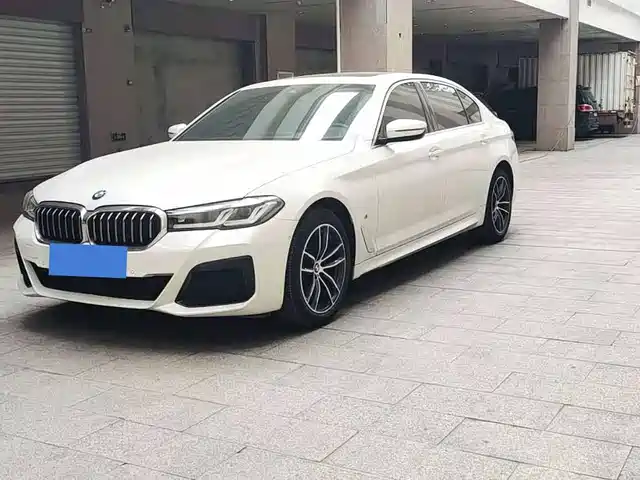 BMW 5 Series 2020 525Li M Sport Package