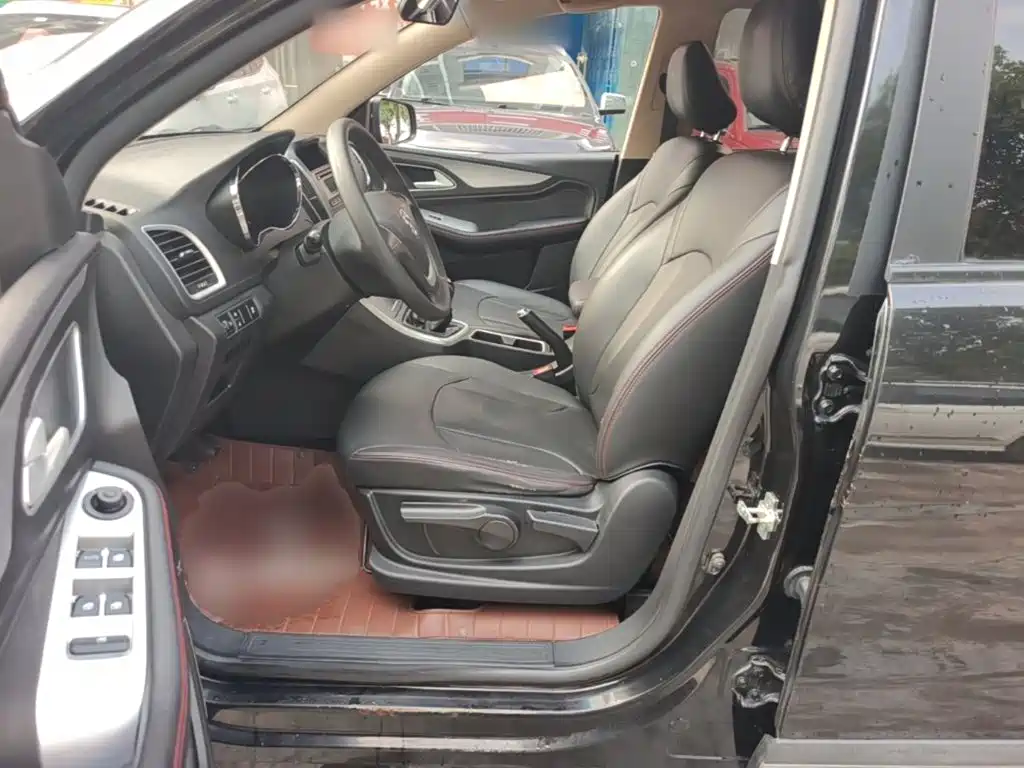 Baojun 560 2015 2015 1.8L Manual Comfort