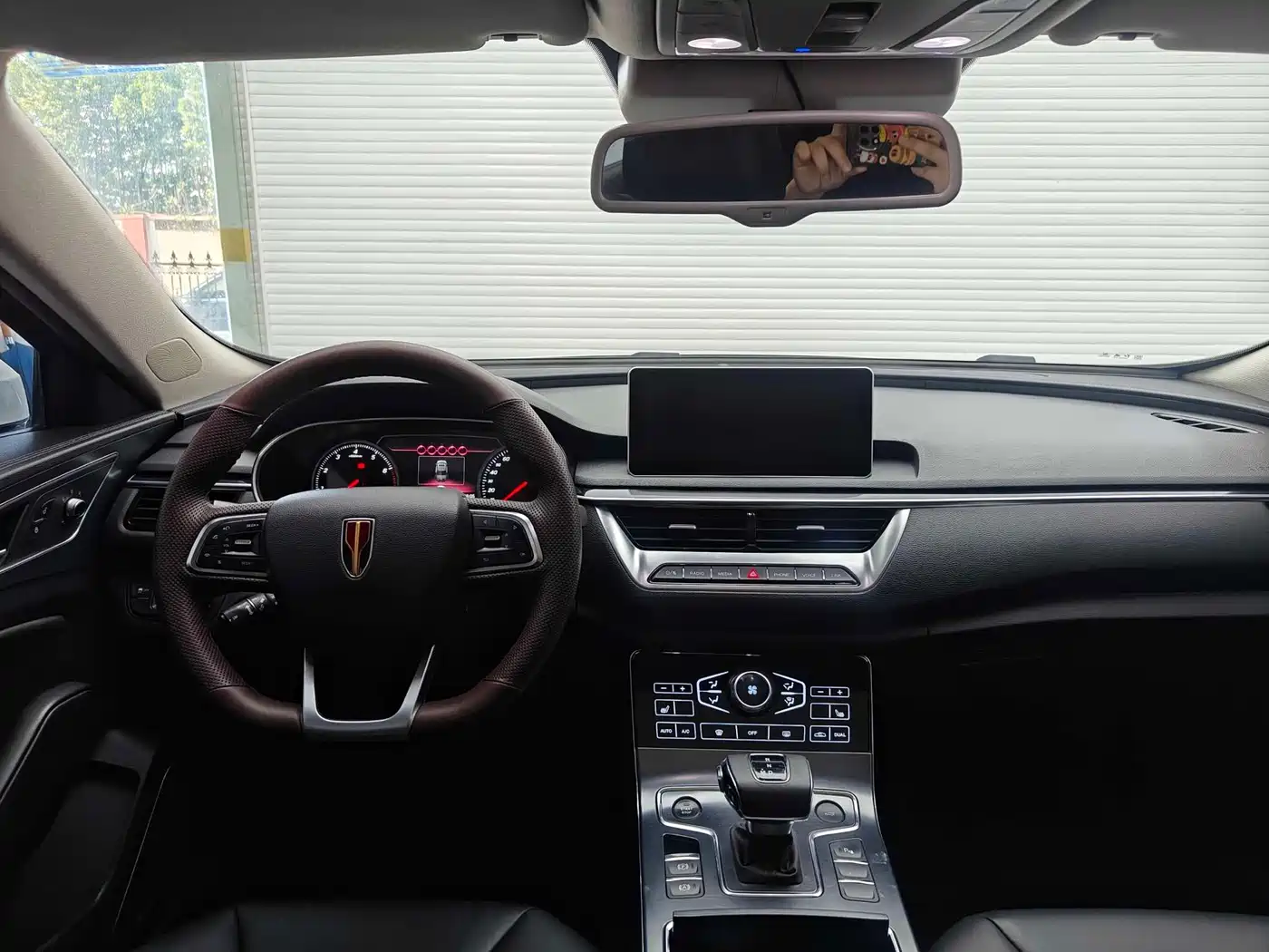 Hongqi H5 2020 1.8T Automatic Smart Connection Qi Enjoy Edition фото 12
