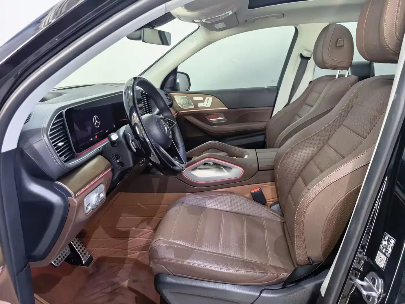 Mercedes-Benz GLS 2024 Model GLS 450 4MATIC Luxury фото 5