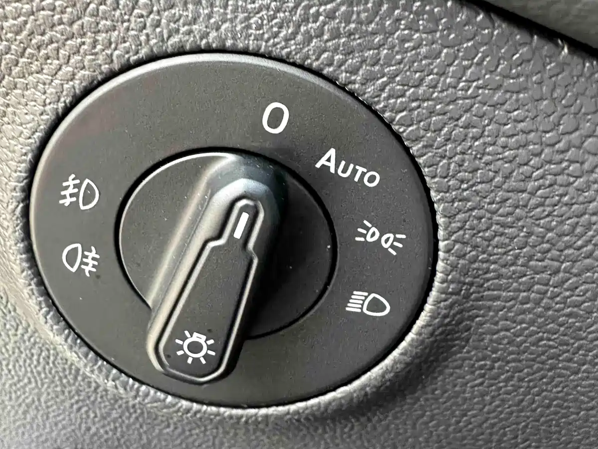 Volkswagen Tharu 2022 280TSI FWD Luxury Edition фото 13