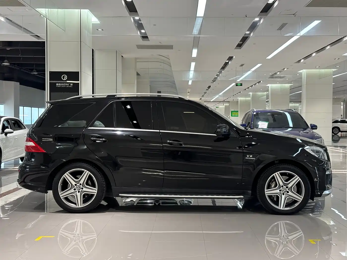 Mercedes-Benz M-Class AMG 2014 AMG ML 63 фото 8