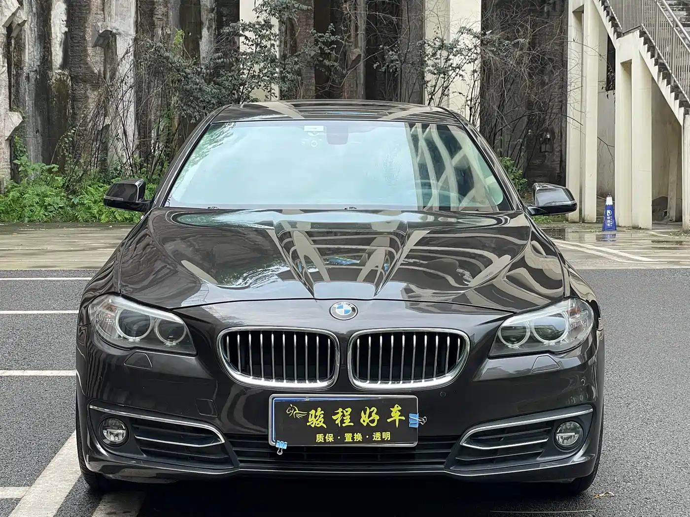 BMW 5 Series 2014 525Li Luxury Design Package фото 2