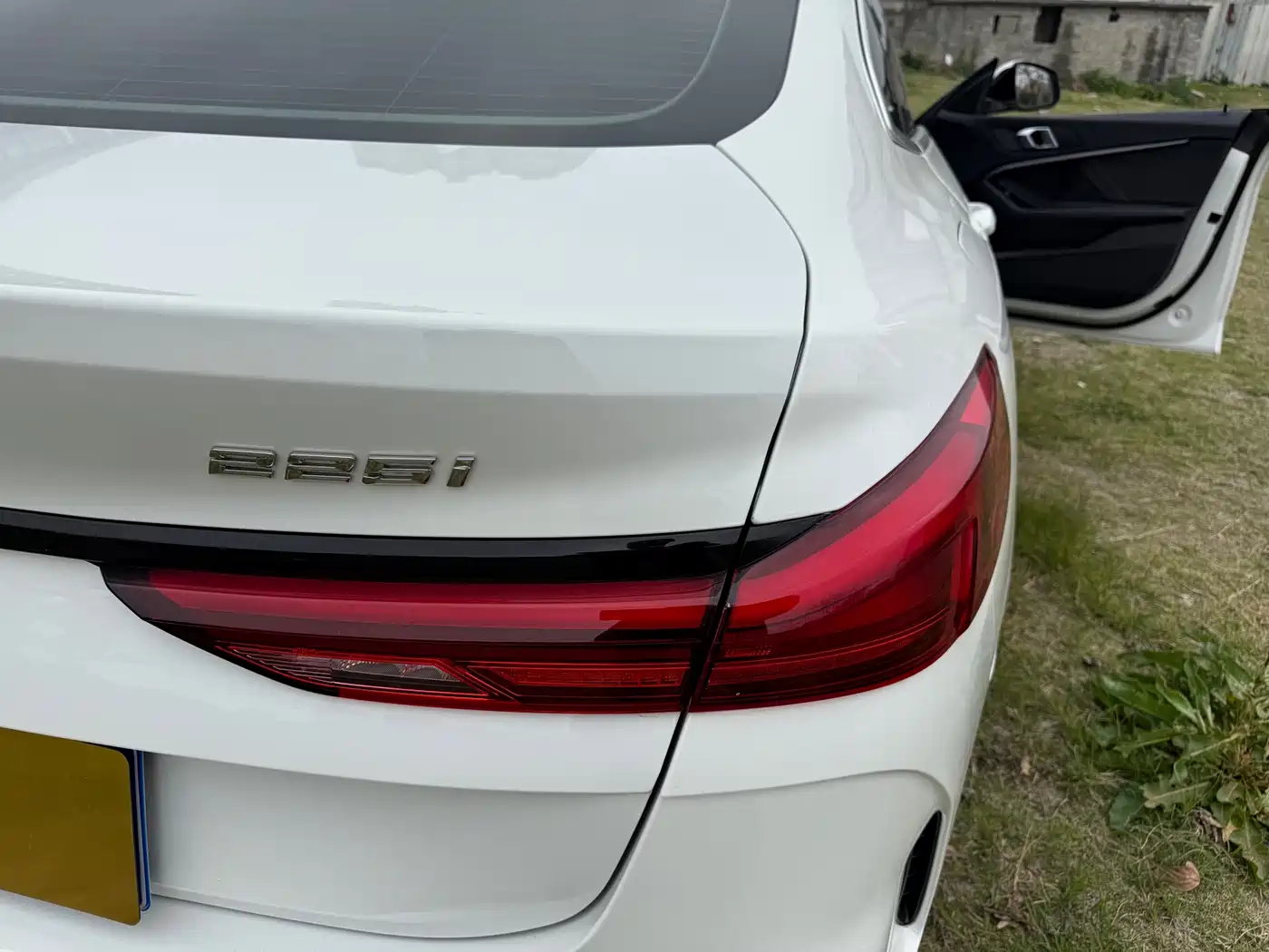 BMW 2 Series (Import) 2023 225i 4-Door Coupe M Sport Shadowline Package фото 16