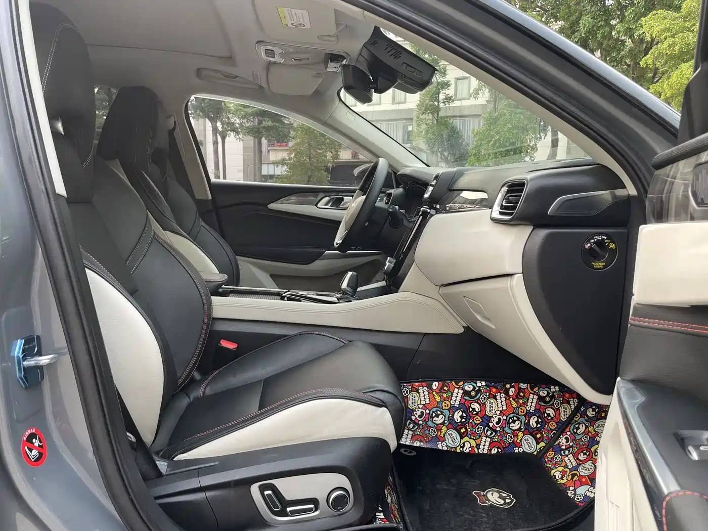 Lynk & Co 02 2018 Model 1.5T DCT 2WD Yao Pro Edition China V фото 8