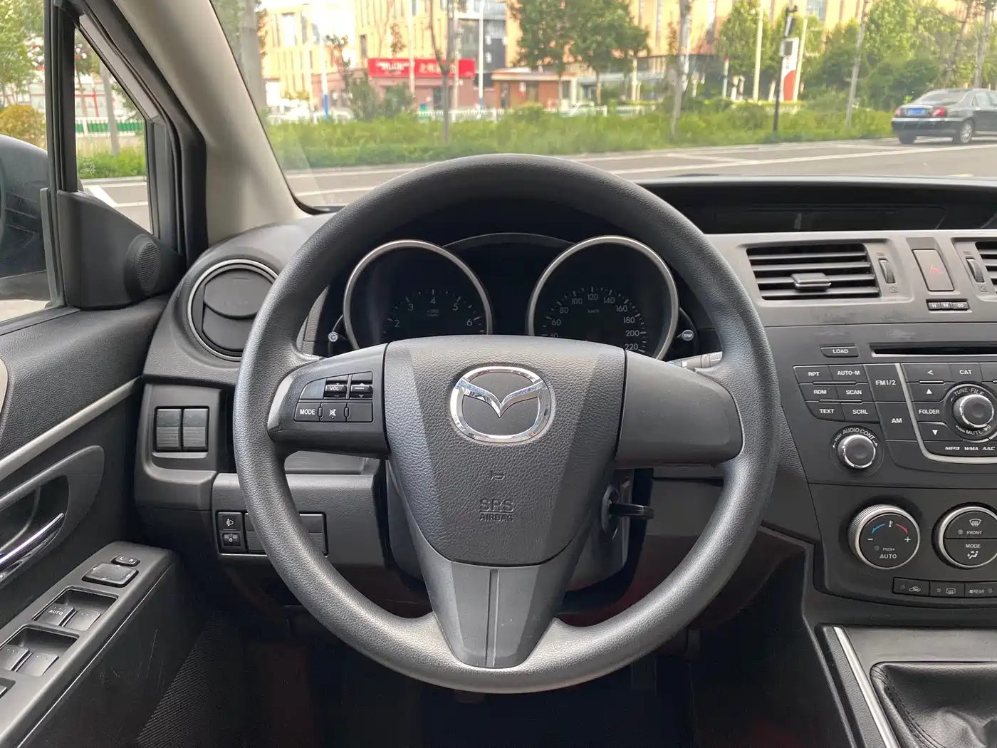 Mazda Mazda5 2015 2013 2.0L Manual Comfort