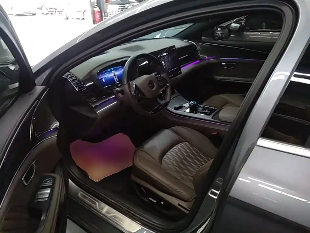 BYD Han 2024 Model DM-i Glory Edition 121KM Premium Type фото 15