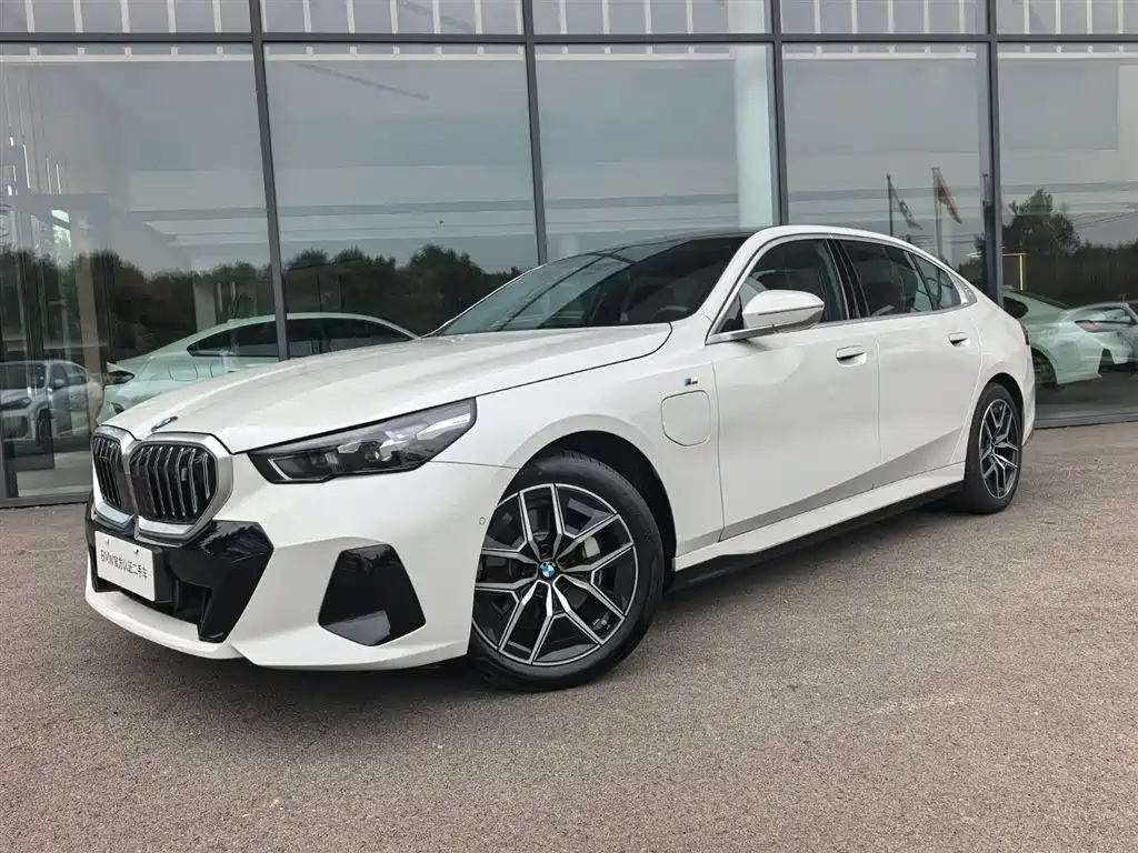BMW i5 2026 2025 eDrive 35L M Sport Package